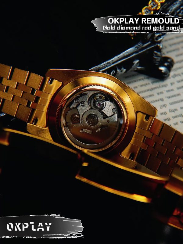 Gold diamond red gold sand