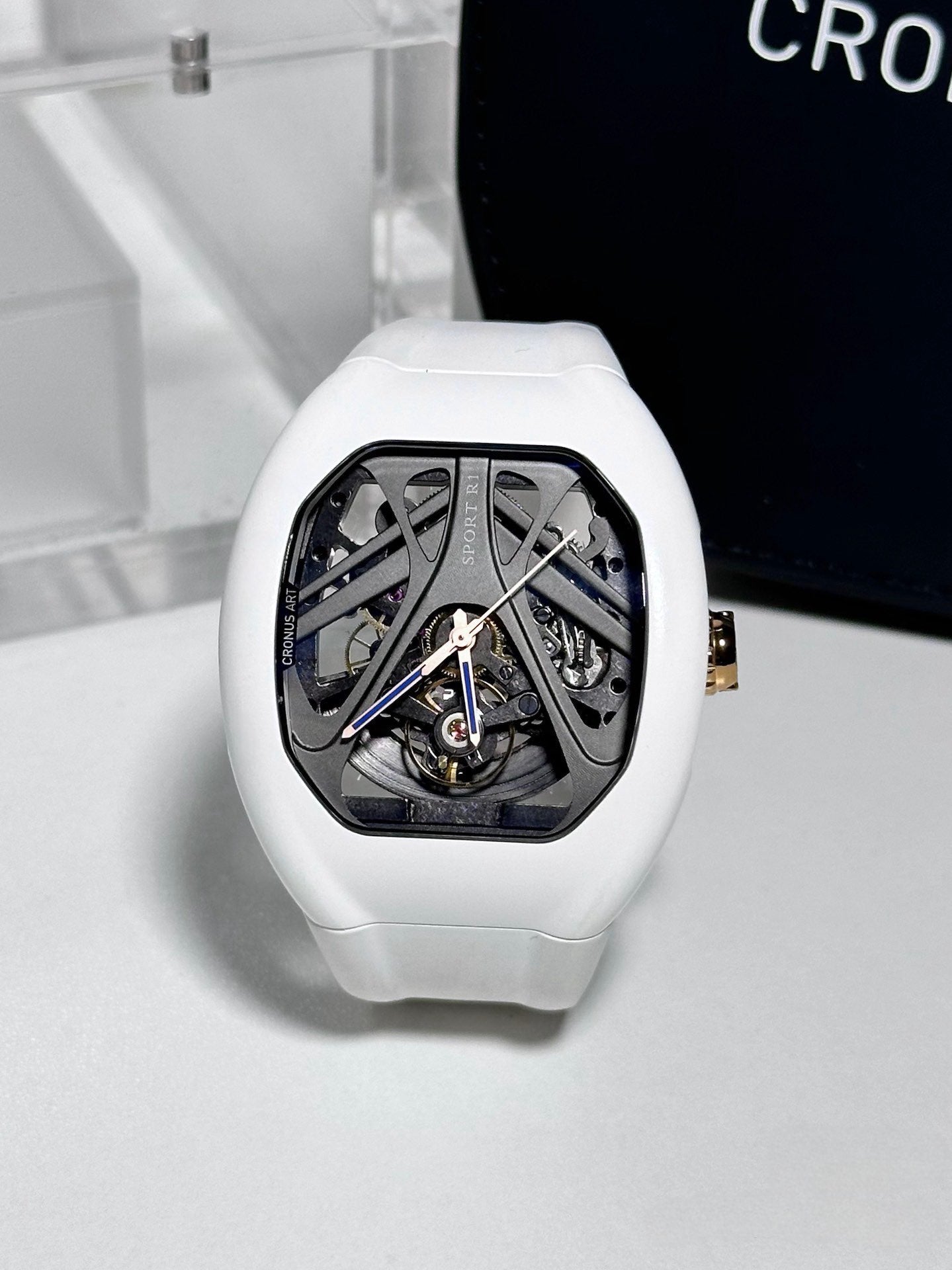 CRONUSART | R1-002W