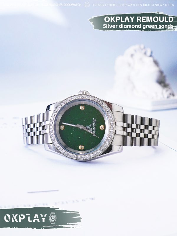 Silver diamond green sands