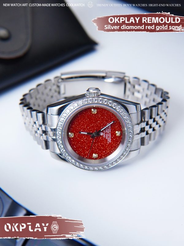 Silver diamond red gold sand